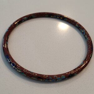 Detailed Solid Bangle Bracelet